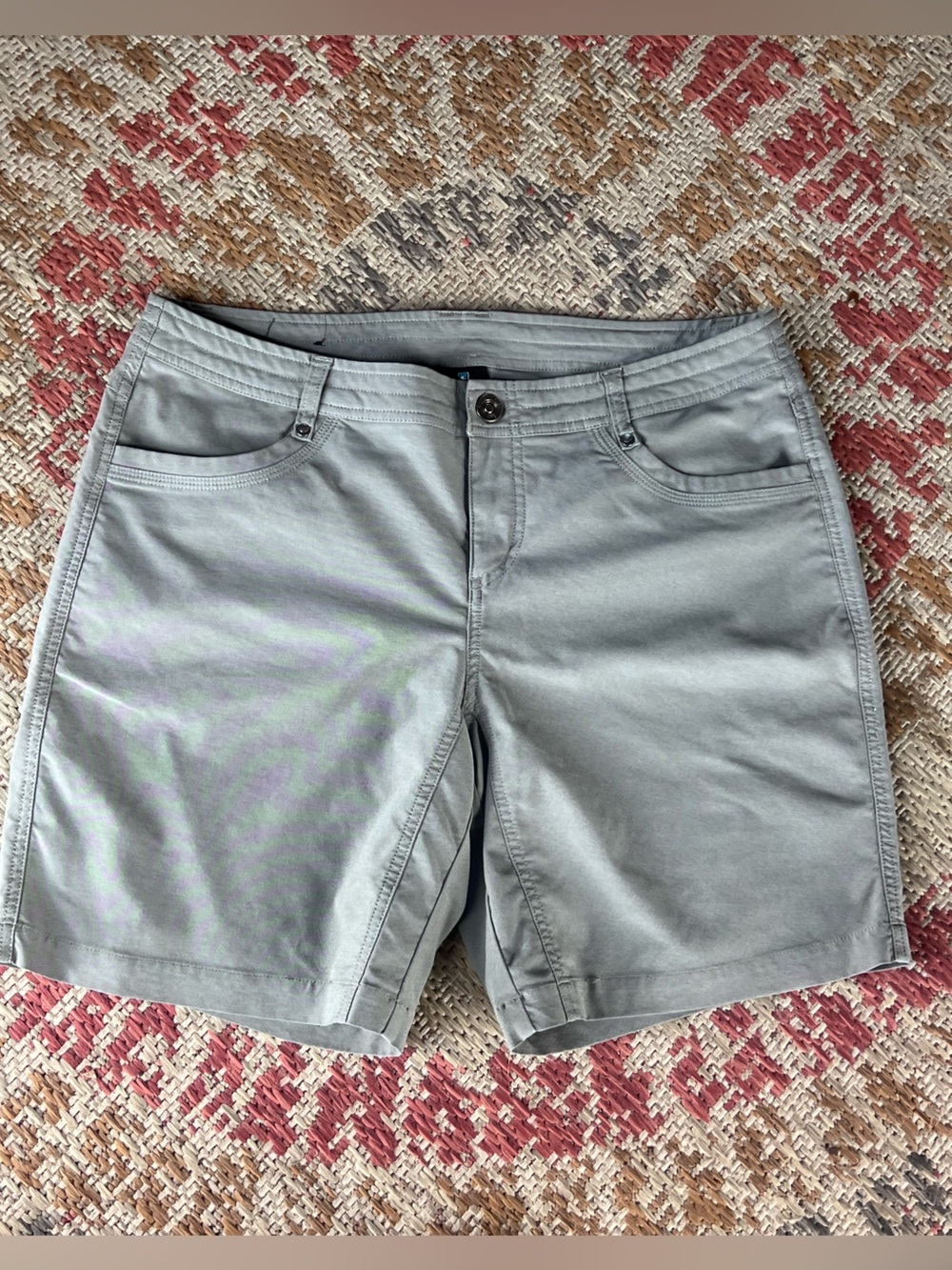 Ladies size 10- Kuhl shorts in beige